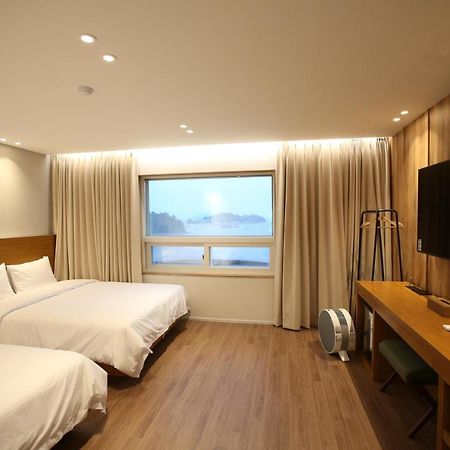 Am Ort Hotel Yeosu Exterior foto