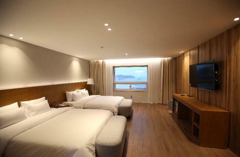 Am Ort Hotel Yeosu Exterior foto